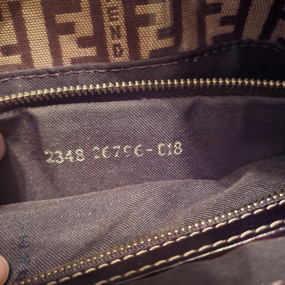 SOLD-Fendi baguette bag PVC - Picture 8 of 8